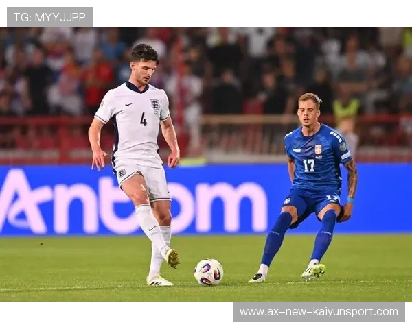 凯恩反击中推射破门